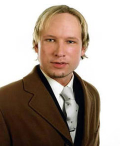 Oslo.  Breivik confessa: “Sono io l’autore del massacro”. 93 morti. Ecco il manifesto criminale