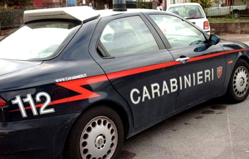 Catania. Coppia di anziani e figlio trovati morti in casa. Forse un omicidio suicidio