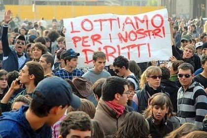 ISFOL. Flash mob Usb ricerca alla conferenza delle regioni