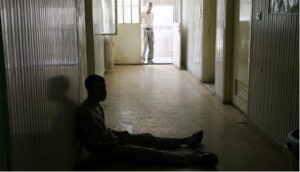 L’infelicità della vita non si cura negli ospedali psichiatrici