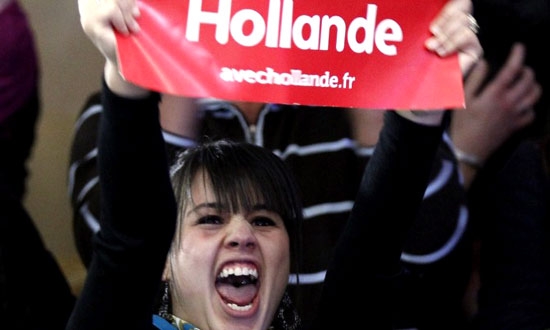 Francia.  Hollande accontenta tutti, anche gli italiani che fanno finta di non capire