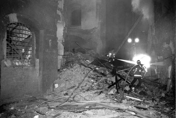 L’attentato di Brindisi. Perché la mafia mette le bombe