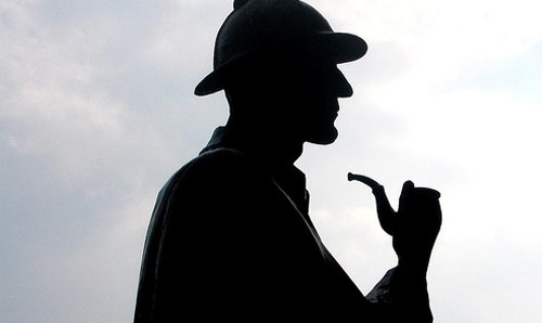 Attentato Brindisi. Sono tutti Sherlock Holmes. Lasciamo lavorare gli inquirenti