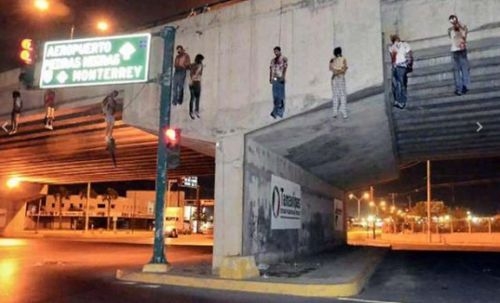 Messico. La guerra dei narcos e quei nove impiccati