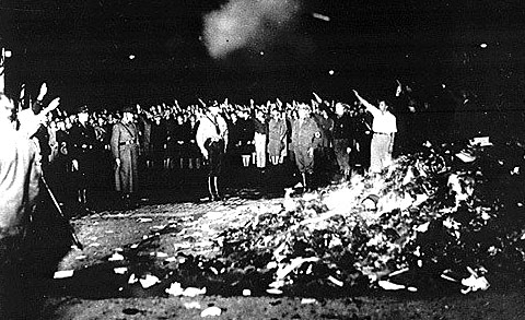 Il libro. Heidegger il nazista
