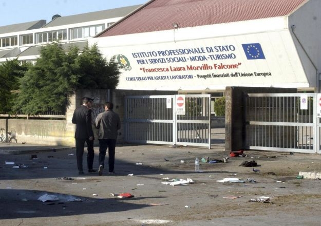 Catturato l’attentatore di Brindisi. Il killer confessa: ho messo io la bomba
