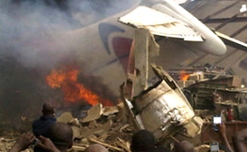 Lagos. Disastro aereo. Nessun superstite