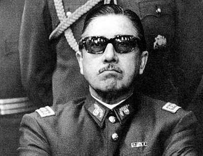 Cile. Proteste contro la proiezione di un documentario su Pinochet