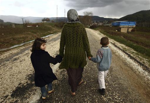 Siamo sempre più poveri. E il governo Monti sta a guardare