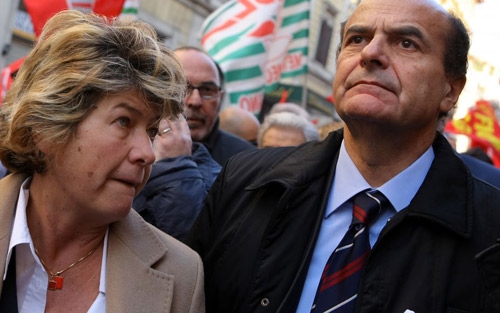 Camusso, manovra recessiva. Bersani, non ammazziamo la Sanità