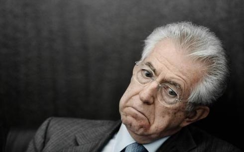 Monti spara contro  parti sociali e  concertazione. Berlusconi impugna l’ascia di guerra