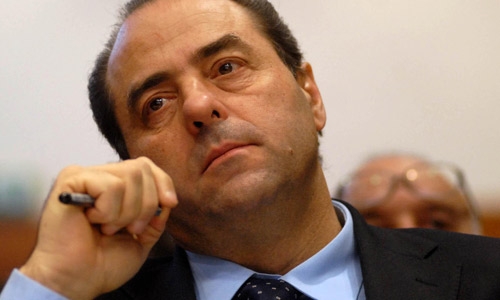 Smentita la notizia. Nessun attacco ischemico ha colpito Di Pietro