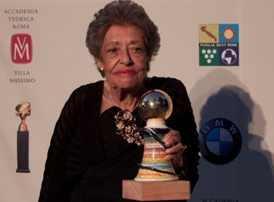 Globo d’oro speciale alla leggendaria Giovanna Cau