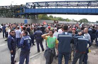 ILVA. Sequestro imminente. Corteo degli operai fuori dagli impianti