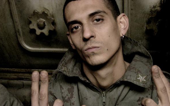 Noyz Narcos ovvero Emanuele Frasca. Video