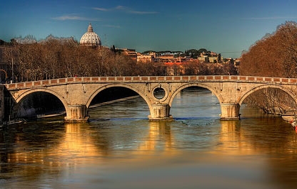 Roma. Ragazza muore sul Tevere e il fidanzato tenta il suicidio. E’ gravissimo