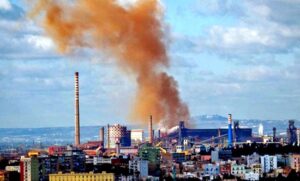 L’anticamera della morte. La storia di Francesco Maggi, ex operaio Ilva