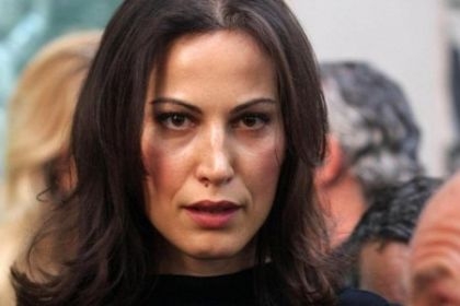 Began. L’ape regina aspetta un figlio da Silvio?  Ghedini smentisce