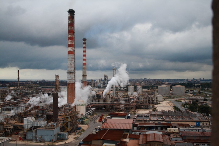 Ilva. Le carte processuali tirano in ballo il presidente della Commissione Aia