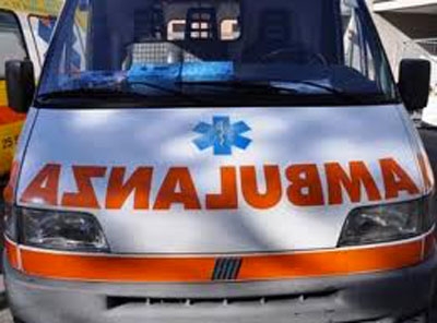 Genova. Donna si lancia dal quarto piano insieme al figlioletto
