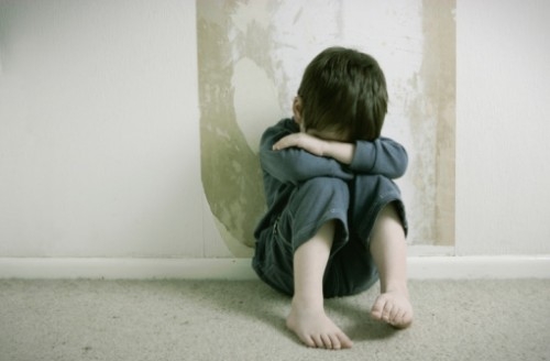 Molestata a 6 anni in un bagno pubblico. In carcere pedofilo di 64 anni