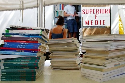 Tra Baby sitter, doposcuola e ripetizioni gli onerosi costi della scuola