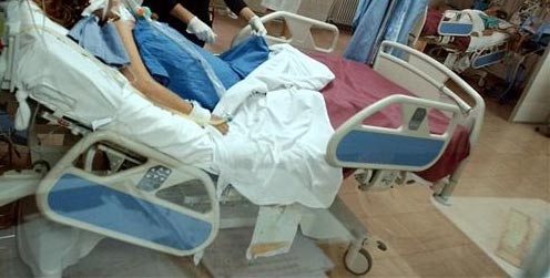 Si risveglia dal coma e accusa il marito. Mi ha spinto lui dal balcone. Arrestato