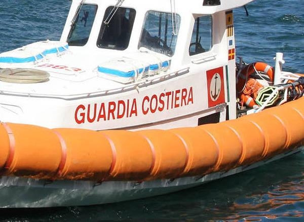 Trovato cadavere di donna in mare