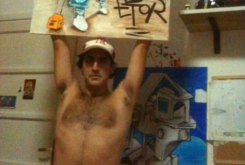 Artista napoletano, nudo sul web. La provocazione di Totore Nilo. IL VIDEO