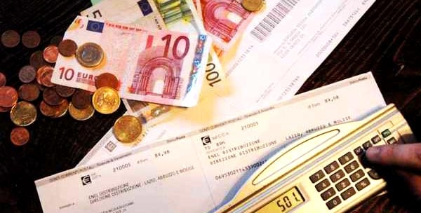 Bollette record nel 2012. Le più alte dal dopoguerra