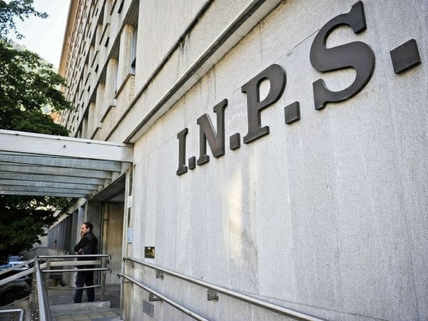 Pensioni, 1.500 euro all’anno tra tasse e tariffe. In arrivo nuova stangata