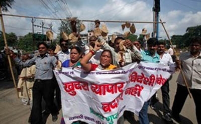 India. 50 milioni di persone dicono no all’apertura di supermercati stranieri