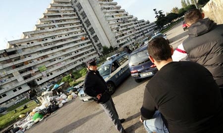 Droga. Sequestrato carico di cocaina destinato a clan Scampia. Valore, 15 milioni di euro