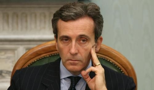Patroni Griffi. 18 manager dallo stipendio d’oro. Oltre 294mila euro