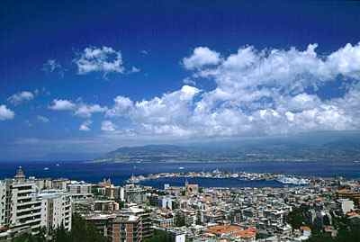 Messina. Il Comune dismette, gli amici degli amici ringraziano