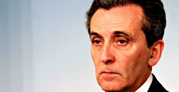 Grilli trucca le carte. Una tassa sui cani dei ciechi e sugli interpreti dei sordomuti