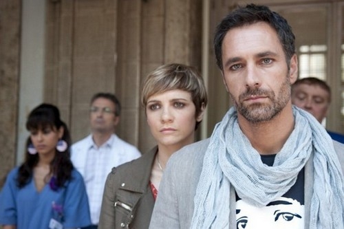 Viva l’Italia, che belpaese da referto medico. Recensione. Trailer