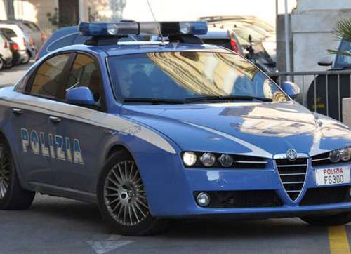 Ucciso a coltellate alla stazione di Bologna. Un omicidio passionale