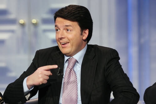 Renzi.Cena a porte chiuse con lor signori e batte cassa. Veltroniani  con Bersani. Scende in campo Bettini