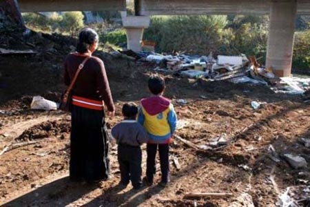 Combattiamo il razzismo, non i campi Rom