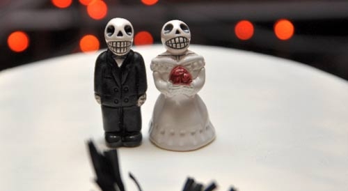 Zombie e scheletri, arrivano i matrimoni “halloween”