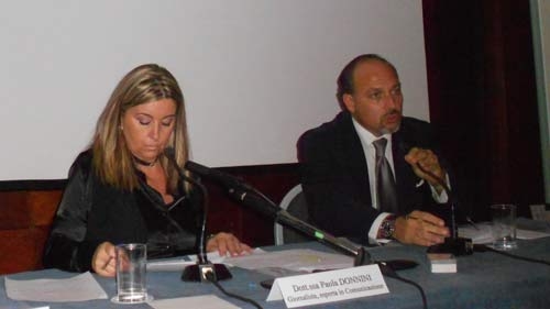 Conferenza stampa.  La prevenzione del rischio suicidario