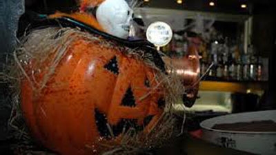 Firenze. Festa di Halloween in castello. Crolla balaustra 10 ragazzi feriti