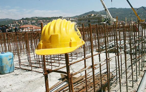 Settore costruzioni. Al varo le piattaforme per i contratti nazionali. Vertenze e manifestazioni