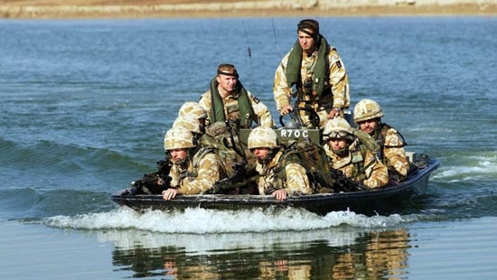 Incursori della Marina per rafforzare i legami con Israele