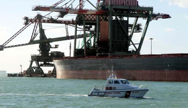 Ilva. Recuperato il corpo dell’operaio colpito dal tornado