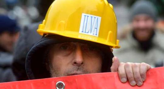Ilva. Decreto in arrivo, ma non prima di lunedì. Critiche a Clini e Passera