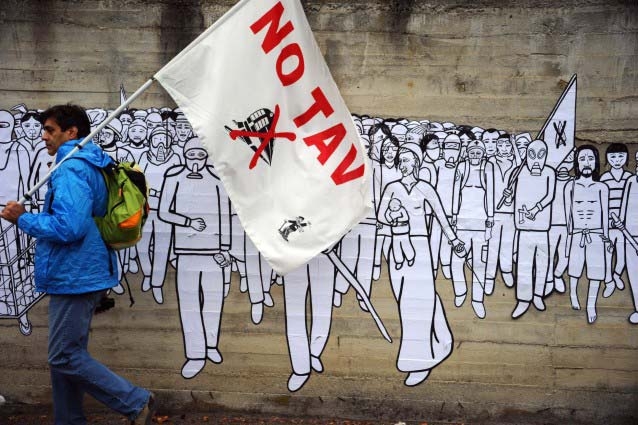 No Tav, gruppo blocca autostrada A32 nel giorno della Liberazione di Venaus