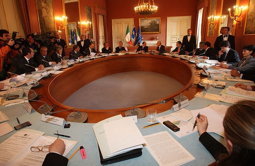Liste pulite. Cdm alle 19 per il via definito, poi Monti al Colle per dimissioni