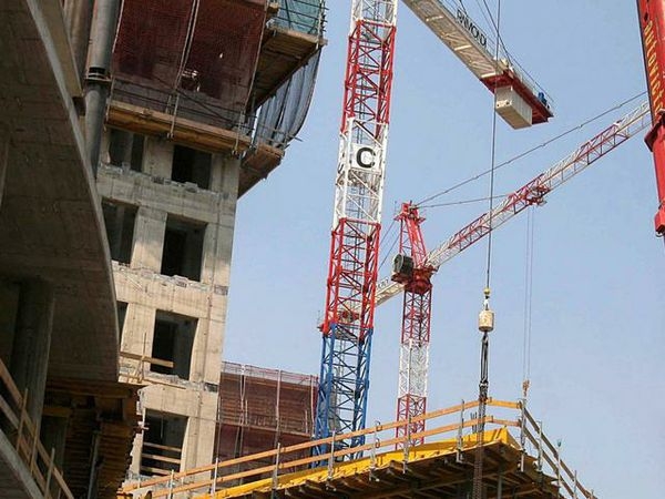 Fillea Cgil. Non più case e consumo del suolo. Sette progetti per ricostruire il Paese